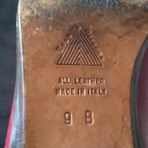 Evan Picone Burgundy Vintage Boots - Picture 4 of 8